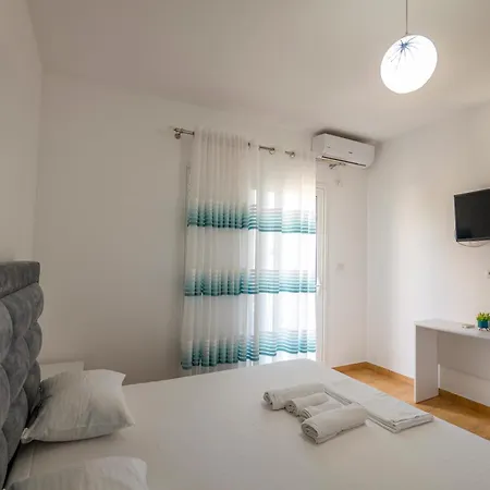 Vila Kuca Sarande Exterior photo